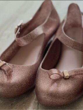 Mini Melissa shoes - size 1